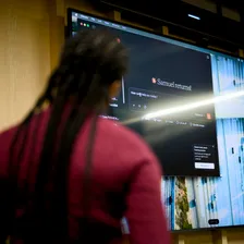 Emmanuella Okorie presenting at NN1 Dev Club #9